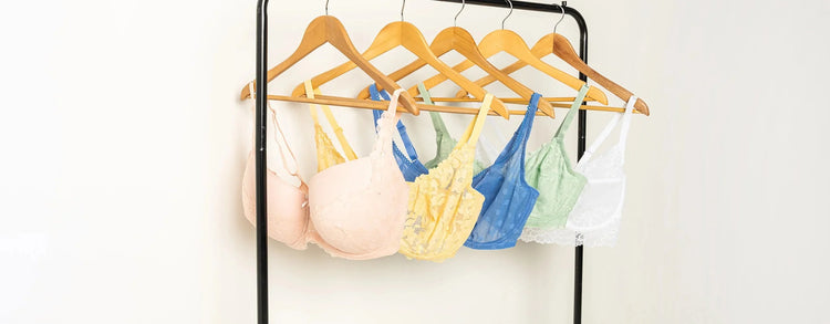 Lingerie 40F Bras